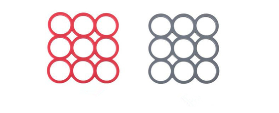 保護正方形のシリコーンによって塗られる炊事用具9の穴のテーブル