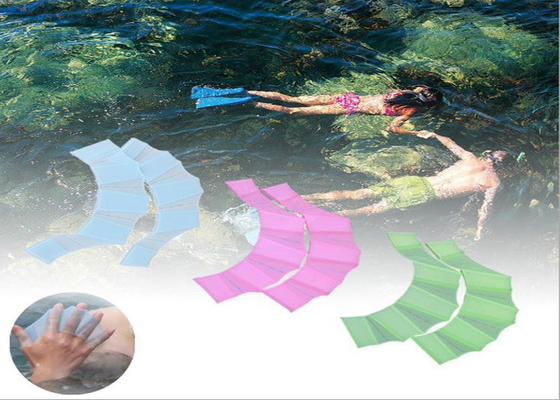 シリコーンのSwimswimのためのWebbed水泳の手袋のコオロギおよび水泳エクササイザー